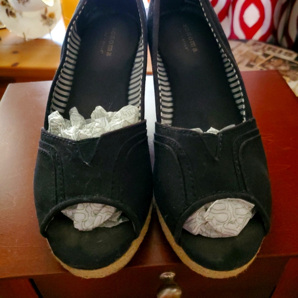 Sonoma peep toe Canvas Wedges